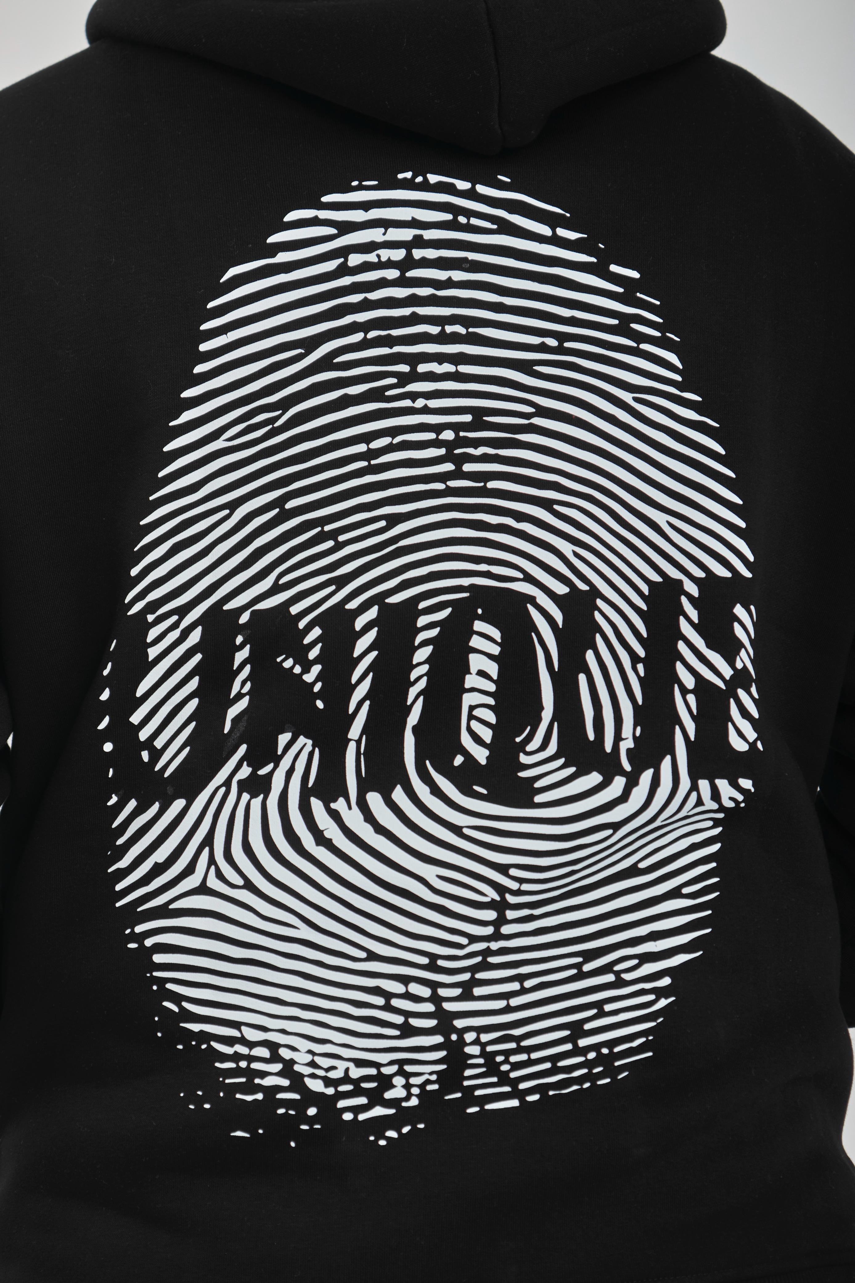 UNIQUE 
OVERSIZED HOODIE