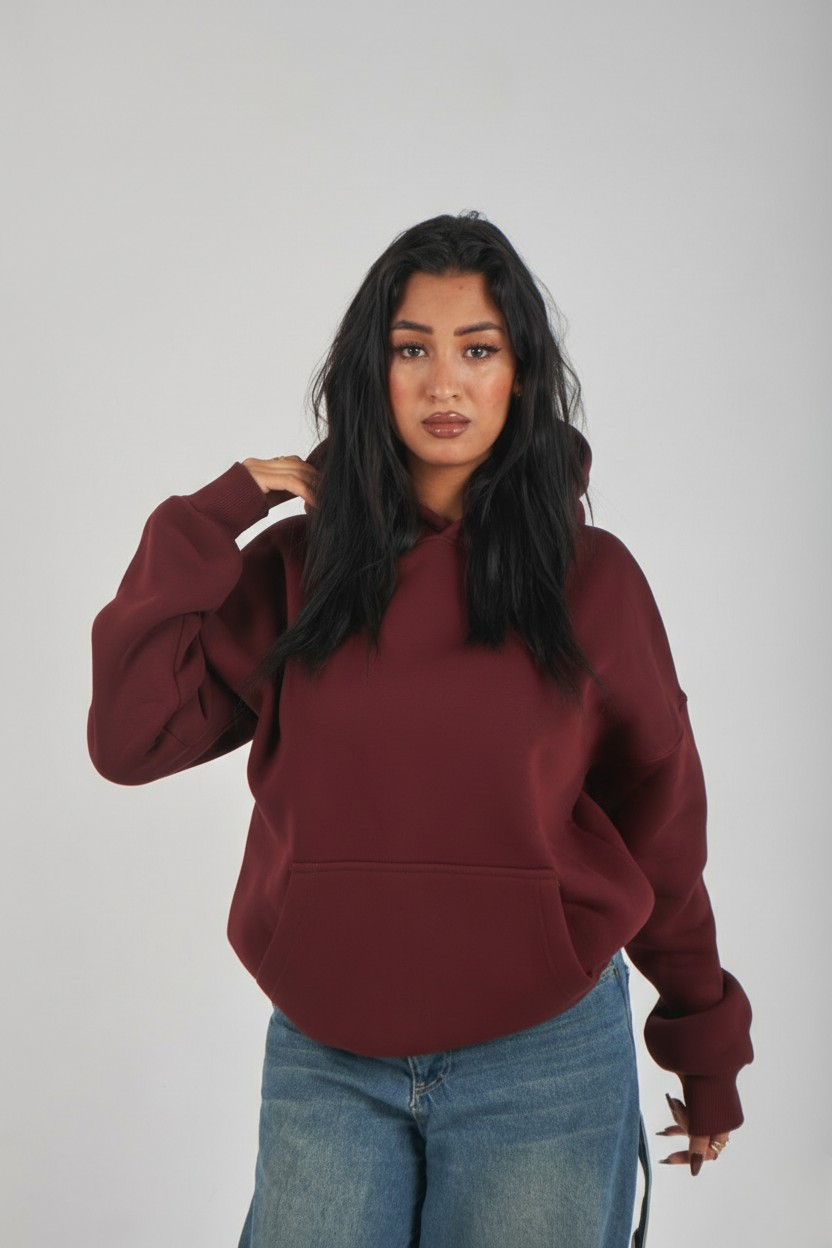 BASICS
OVERSIZED HOODIE