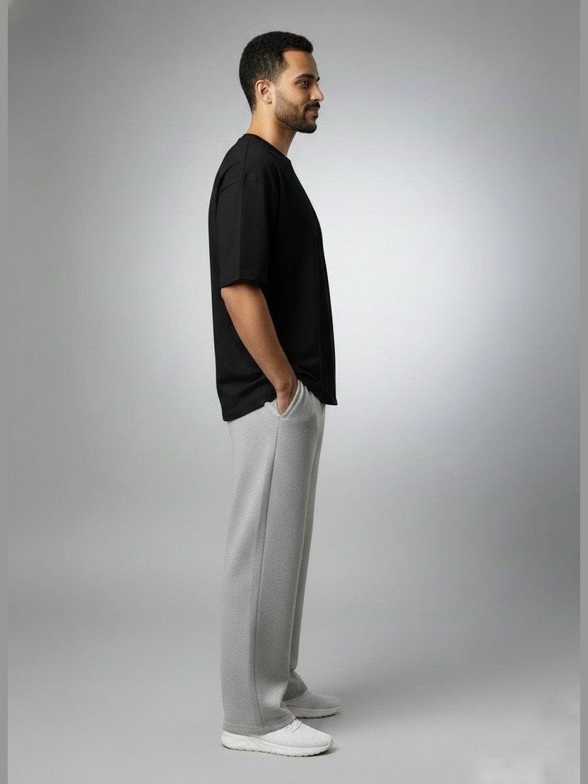 ECLIPSE 
OVERSIZED T-SHIRT