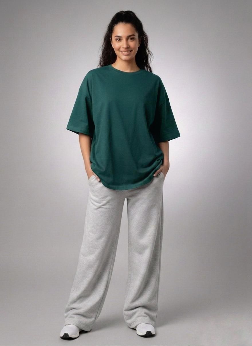 BASICS 
OVERSIZED T-SHIRTS