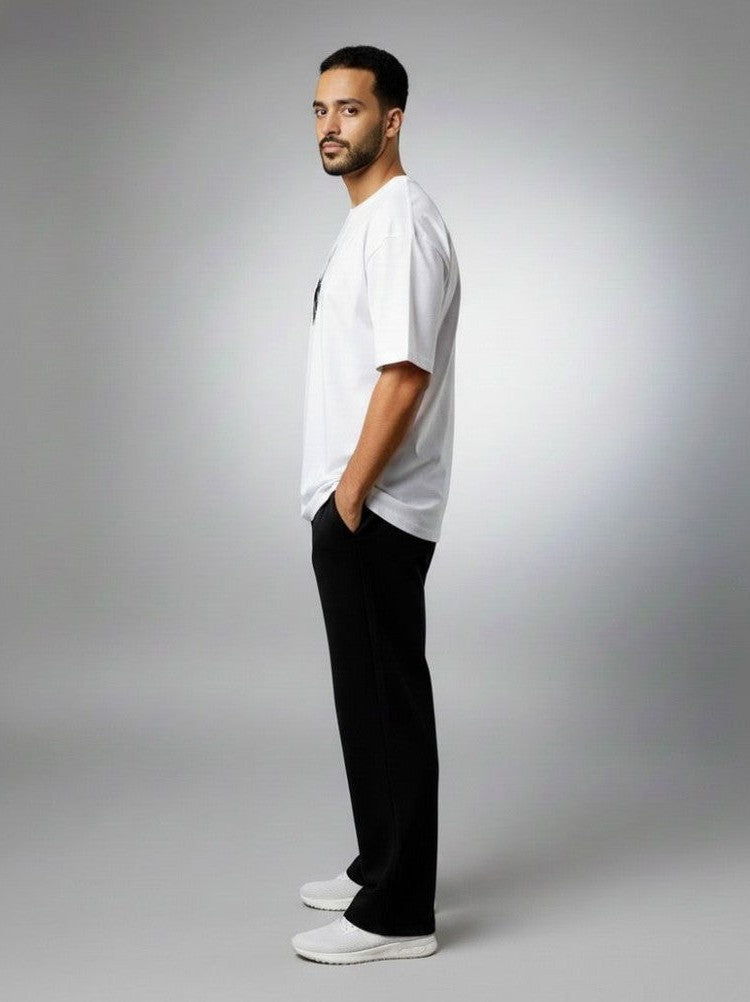 CONTROLLING 
OVERSIZED T-SHIRT