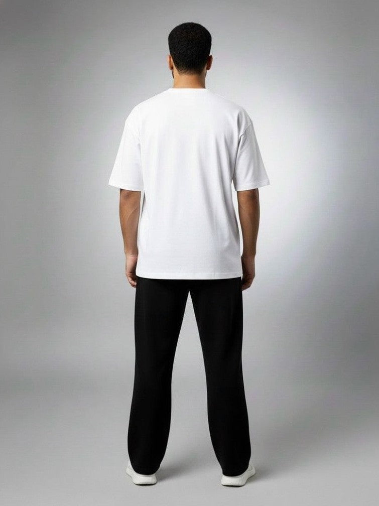 CONTROLLING 
OVERSIZED T-SHIRT
