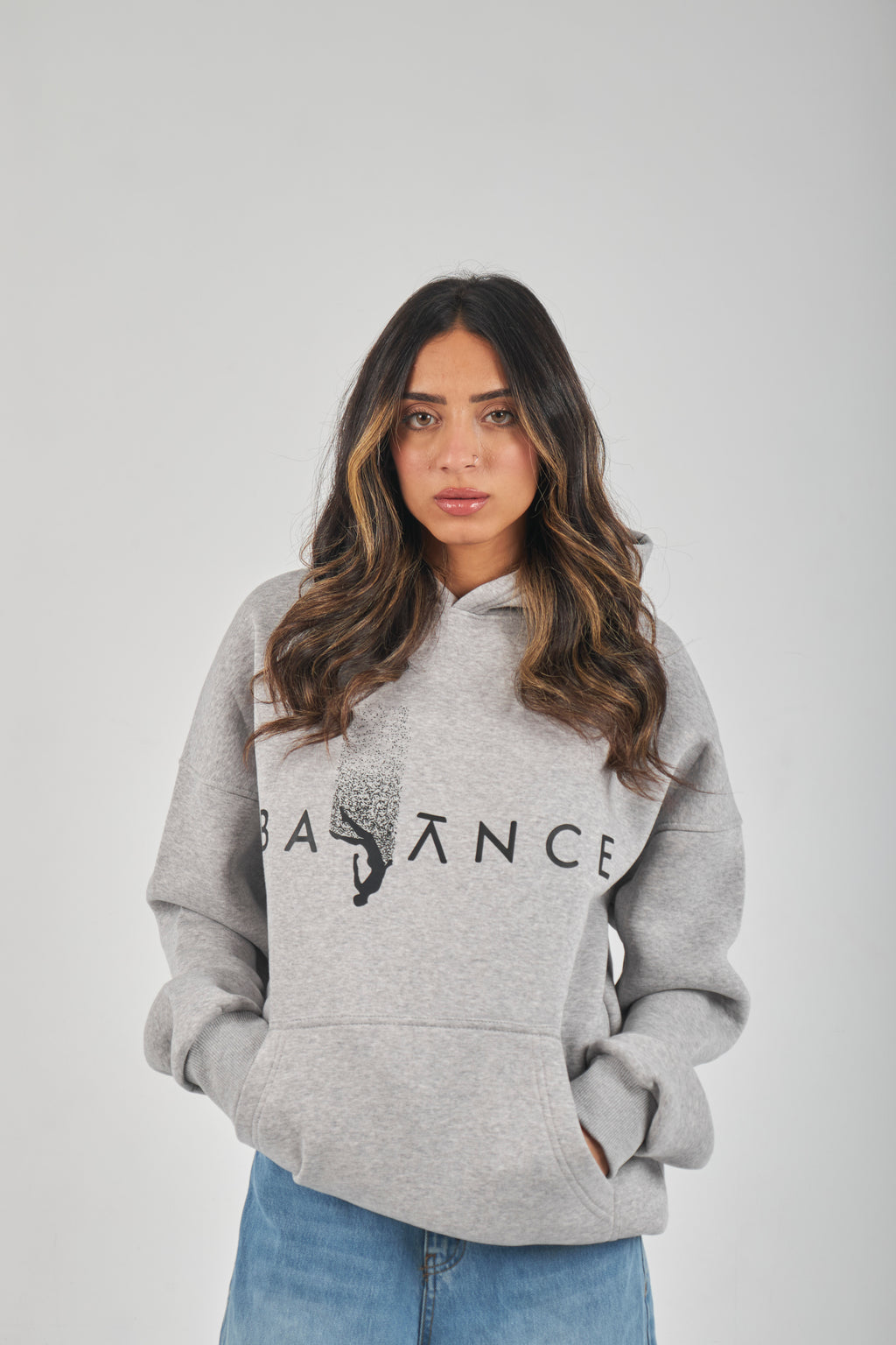 BALANCE
OVERSIZED HOODIE