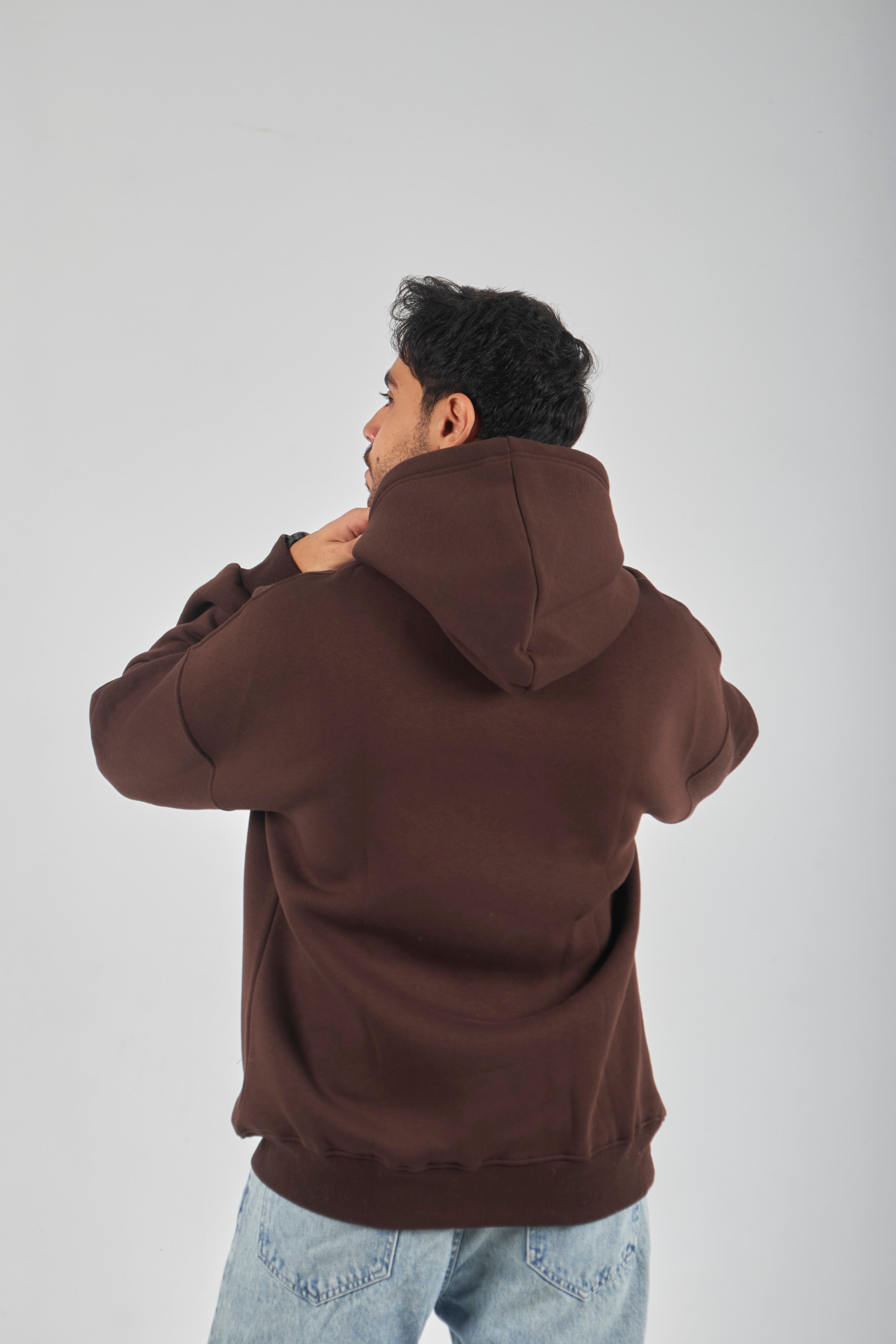 BASICS
OVERSIZED HOODIE