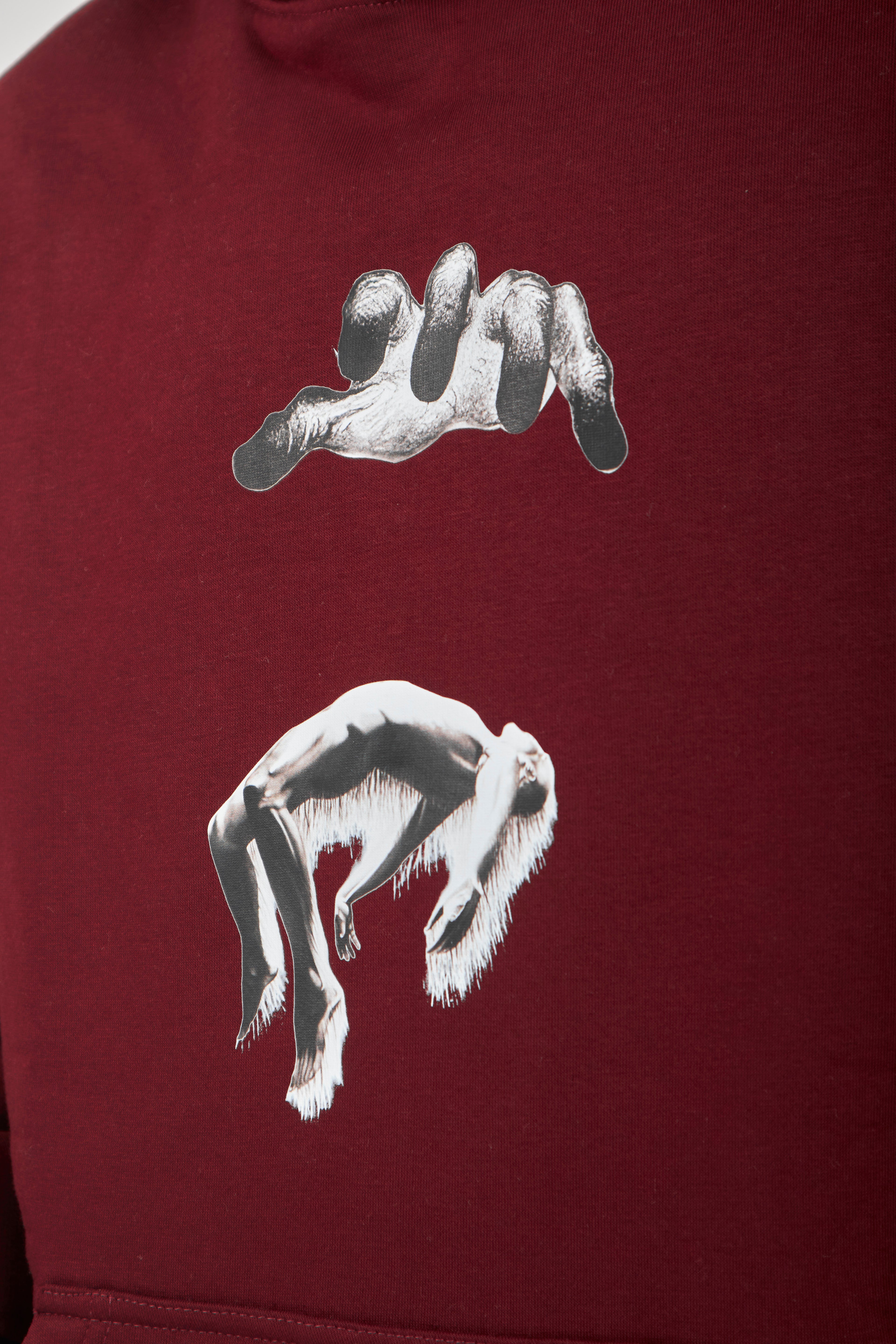 CONTROLLING 
OVERSIZED HOODIE