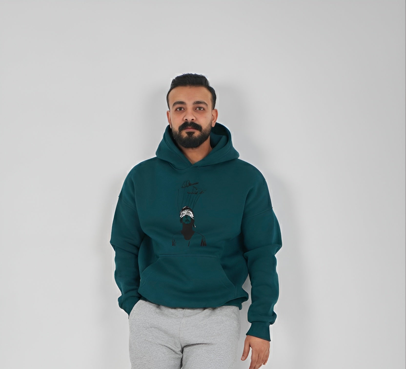 MISLEAD  
OVERSIZED HOODIE